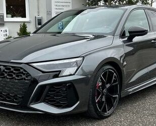 Audi Audi RS3 Sportback 2.5 TFSI quattro NEUZUSTAND 280 Gebrauchtwagen