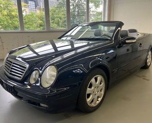 Mercedes-Benz Mercedes-Benz CLK 200 KOMPRESSOR AVANTGARDE+PDC+SH Gebrauchtwagen