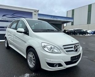 Mercedes-Benz Mercedes-Benz B 180 Klima 8fach Scheckheft Gebrauchtwagen