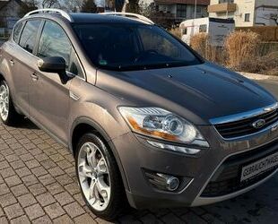 Ford Ford Kuga Titanium 2,0 TDCi/Allrad/Leder/EU 5 Gebrauchtwagen