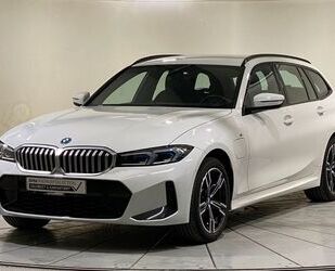 BMW BMW 330e xDrive Touring M Sportpaket DA PA RFK HiF Gebrauchtwagen