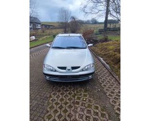 Renault Renault Megane Classic Expression 1.6 16V Expressi Gebrauchtwagen