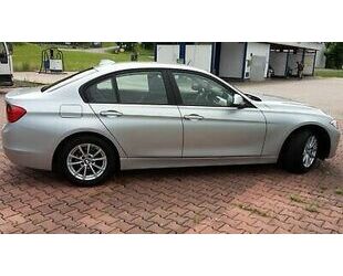 BMW BMW 320i Gebrauchtwagen