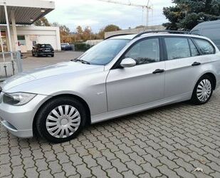 BMW BMW 3er 320d Touring+PDC+AHK Gebrauchtwagen