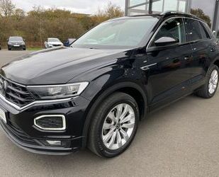 VW Volkswagen T-Roc 1,5TSi Sport R Line Navi AHK Kame Gebrauchtwagen