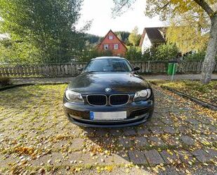 BMW BMW 120d - AHK - LED-Scheinwerfer - Navi - 8xAlu Gebrauchtwagen