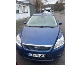 Ford Ford Focus 1,4 aus erster Hand, TÜV neu Gebrauchtwagen