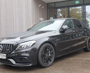 Mercedes-Benz Mercedes-Benz C 63 AMG BURMESTER ILS TEMP IWC NAVI Gebrauchtwagen