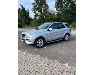 Mercedes-Benz Mercedes-Benz ML BlueTEC 4MATIC - 2. Besitz Gebrauchtwagen