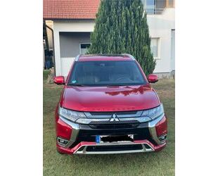 Mitsubishi Mitsubishi Outlander Top line Plug-in Hybrid unfal Gebrauchtwagen