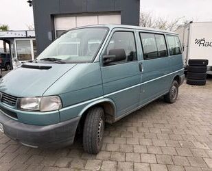 VW Volkswagen T4 Caravelle +Year2000 Gebrauchtwagen