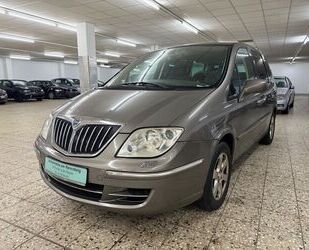 Lancia Lancia Phedra Platino/6Sitze/Automatik/Xenon/AHK/T Gebrauchtwagen