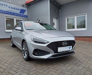 Hyundai Hyundai i30 Kombi 1.0 T-GDI ACC/LED/APP/SHZ/Kamera Gebrauchtwagen