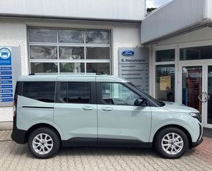 Ford Ford Tourneo Courier Titanium Gebrauchtwagen