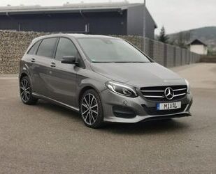 Mercedes-Benz Mercedes-Benz B 200 KAT Automatik/LED/Urban/Night Gebrauchtwagen