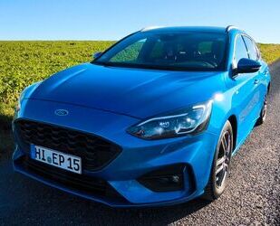 Ford Ford Focus ST-Line GARANTIE*PANO*STH*B&O*AHK*LED Gebrauchtwagen