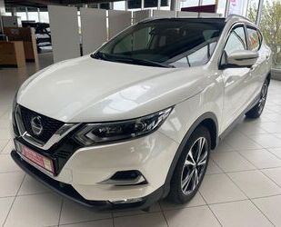 Nissan Nissan Qashqai 1.3 DIG-T N-Nonnecta+Automatik+Navi Gebrauchtwagen