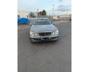 Mercedes-Benz Mercedes-Benz E 240 Avantgarde Super Zustand Gebrauchtwagen