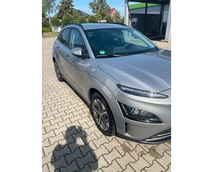 Hyundai Hyundai Kona FL Elektro Ed30+Navi 8fach Tüv Servi Gebrauchtwagen