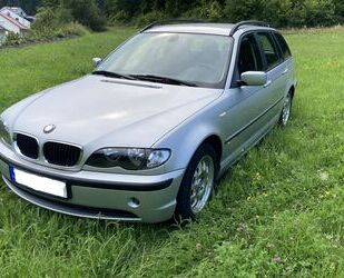 BMW BMW 318i Touring, BJ 2004, inkl. Navi Gebrauchtwagen