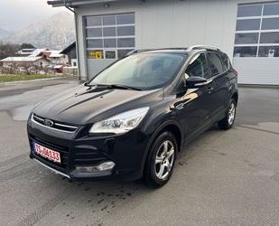 Ford Ford Kuga Titanium,Euro6,Pano,leder,4x4,Automatik Gebrauchtwagen