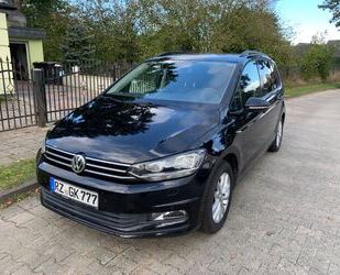 VW Volkswagen Touran 2.0 TDI SCR Comfort. Tüv neu BMT Gebrauchtwagen