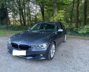 BMW BMW 330d Touring Automatik - Leder - Xenon Gebrauchtwagen