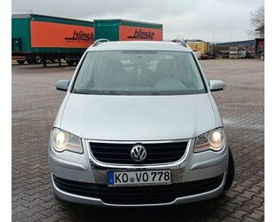 VW Volkswagen Touran 2.0 TDI 103kW DPF - Gebrauchtwagen