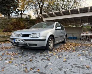 VW Volkswagen Golf 1.4 Basis Basis Gebrauchtwagen