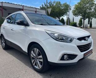 Hyundai Hyundai ix35 2.0 CRDi 4WD Automatik *Pano *Kamera Gebrauchtwagen