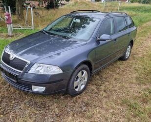 Skoda Skoda Octavia Combi 1.9 TDI PD DPF DSG Ambiente Am Gebrauchtwagen