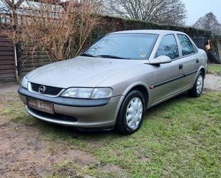 Opel Opel Vectra 1.6 16V CD,2.Hand,Nichtraucher Gebrauchtwagen