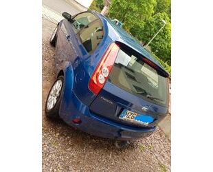 Ford Ford Fiesta 1.4 16V Ghia EST Ghia Gebrauchtwagen