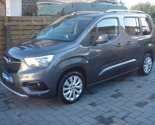 Opel Opel COMBO LIFE INNOVATION +NAVI-+R.CAM+17-ALU+AHK Gebrauchtwagen