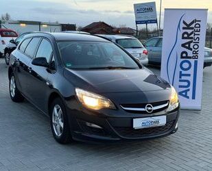 Opel Opel Astra J Sports Tourer Style PDC/SHZ/AHK/Tempo Gebrauchtwagen