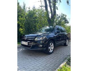 VW Volkswagen Tiguan 2.0 TDI 4MOTION Sport & Style Sp Gebrauchtwagen