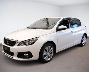 Peugeot Peugeot 308 Active Pack PureTech 130 EAT8 SHZ NAVI Gebrauchtwagen