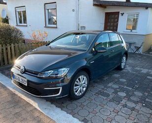 VW Volkswagen e-Golf 7 Navi LED Carplay Schnellladen Gebrauchtwagen