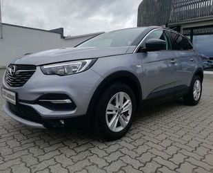 Opel Opel Grandland 1.2 120 Jahre INTELLILINK NAVI 360° Gebrauchtwagen