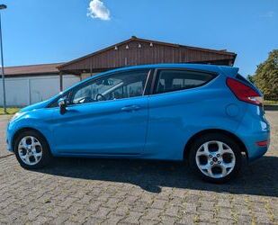 Ford Ford Fiesta 1,4 Titanium/BJ 2009/96PS/TÜV 02/2026 Gebrauchtwagen