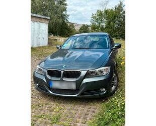 BMW BMW 320i - Gebrauchtwagen