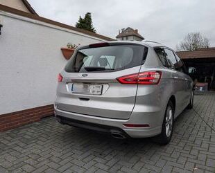 Ford Ford S-Max 2,0 EcoBlue 140kW Titanium Auto AHK Gebrauchtwagen