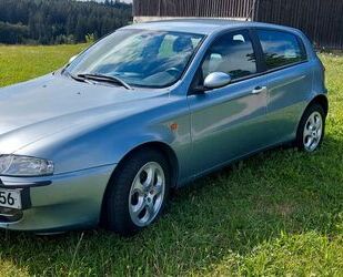 Alfa Romeo Alfa Romeo Alfa 147 1.6 Distinctive Distinctive Gebrauchtwagen