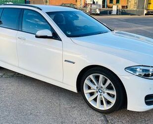 BMW BMW 530d xDrive Touring, Top Zustand, Garagenwagen Gebrauchtwagen