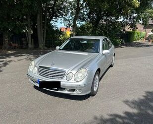 Mercedes-Benz Mercedes-Benz E 200 KOMPRESSOR ELEGANCE Elegance Gebrauchtwagen