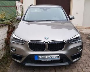 BMW BMW X1 sDrive18i -Automatik-Aut/Navi/LED/AHK/Cam Gebrauchtwagen