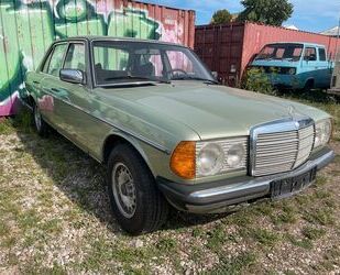 Mercedes-Benz Mercedes-Benz 300 D Autm. el. SD Gebrauchtwagen