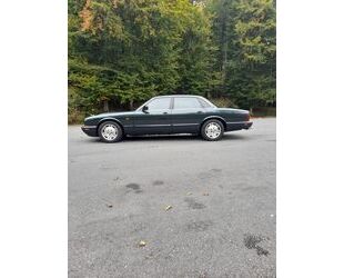 Jaguar Jaguar XJ6 Executive in Spruce-Green Metallic Gebrauchtwagen