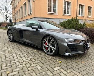 Audi Audi R8 Spyder 5.2 FSI qua performance KARHU Editi Gebrauchtwagen