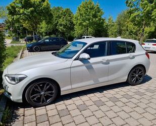 BMW BMW 118d 8-fach Alu M-Felgen Urban Line Gebrauchtwagen